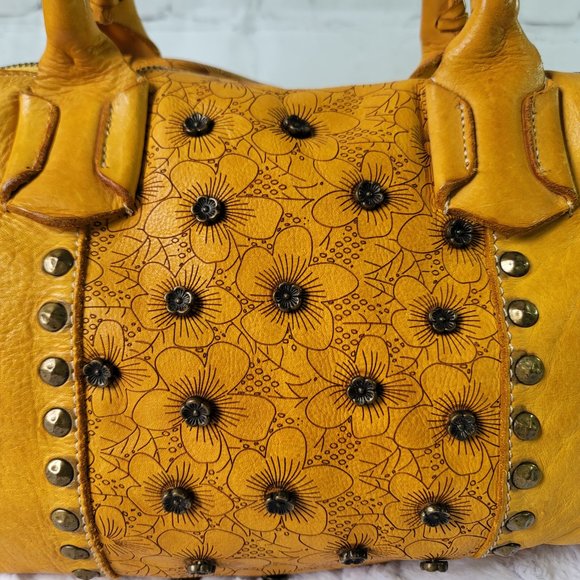 COSTANZA ROTA Yellow Floral Rivets Leather Top Handle Crossbody Bag - Picture 4 of 14